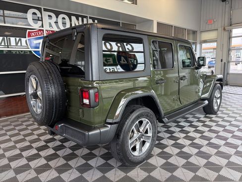 Used 2021 Jeep Wrangler Unlimited Sahara w/ Uconnect 4C Nav & Sound Group AWD/4WD image 6