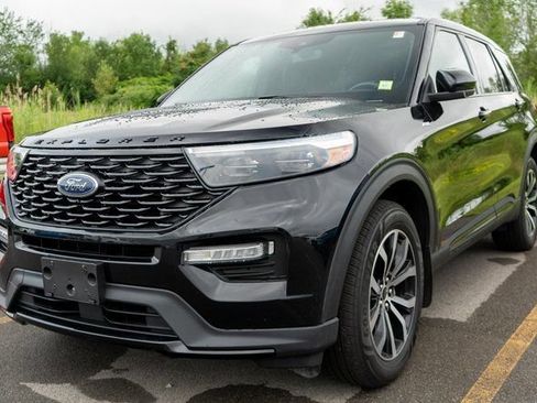 Used 2022 Ford Explorer ST-Line w/ Class IV Trailer Tow Package AWD/4WD image 1