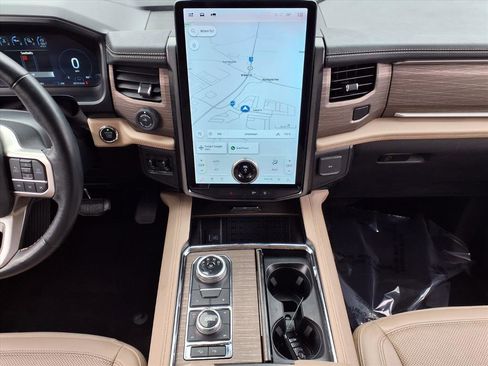 Certified 2023 Ford Expedition Limited image 15