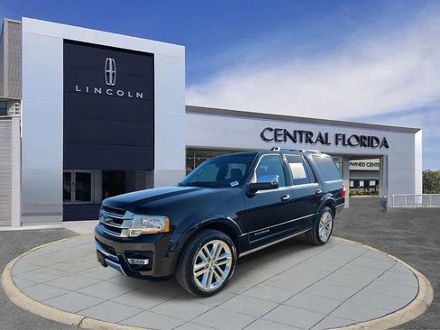 Used 2015 Ford Expedition Platinum image 8