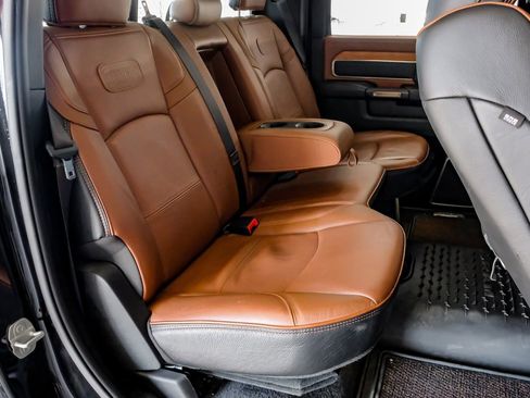 Used 2024 RAM 2500 Limited image 33