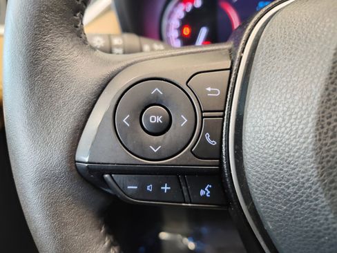 Used 2021 Toyota RAV4 Limited image 20