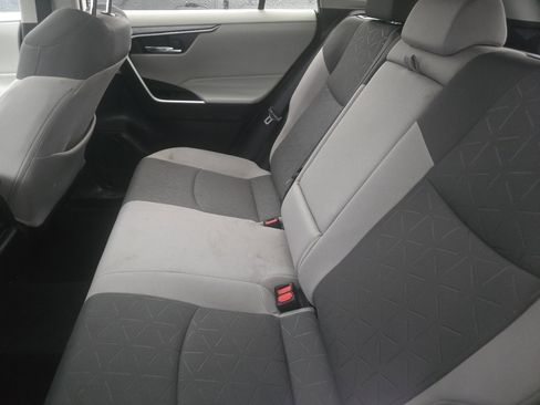 Used 2022 Toyota RAV4 XLE w/ Convenience Package AWD/4WD image 24