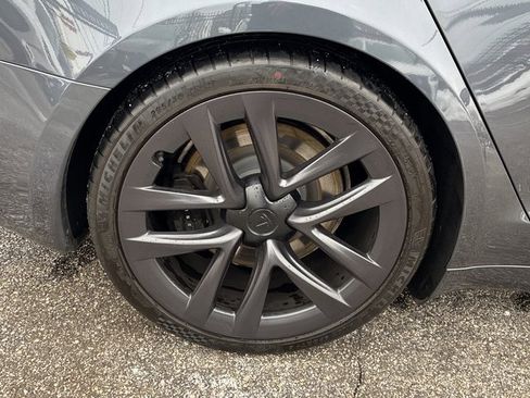 Used 2021 Tesla Model S Plaid image 26