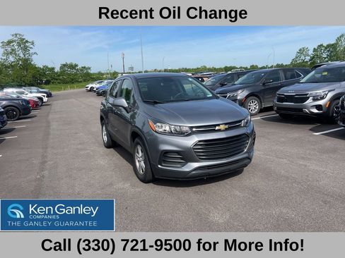 Used 2020 Chevrolet Trax LS w/ Tint and Cruise Package FWD image 3