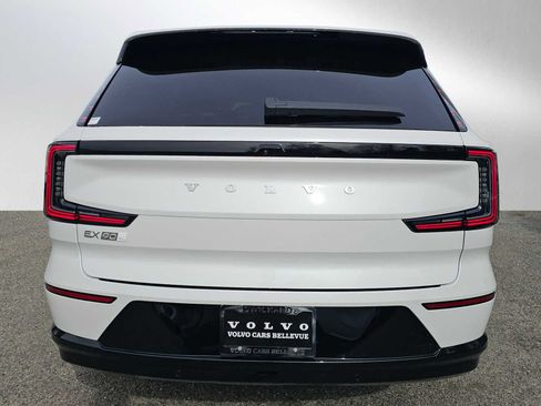 New 2026 Volvo EX90 Ultra image 4