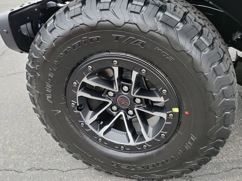 New 2026 Jeep Wrangler Unlimited Rubicon image 21