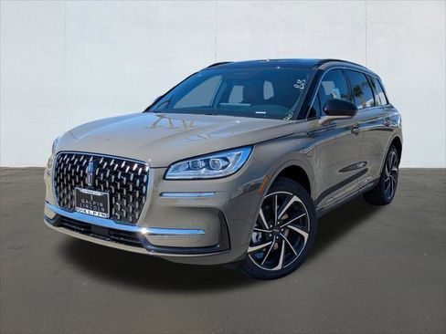 New 2025 Lincoln Corsair Grand Touring image 1