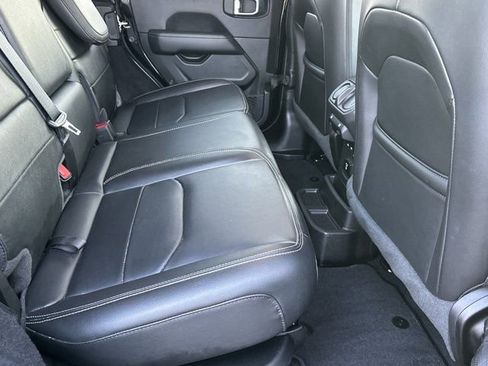 Certified 2022 Jeep Wrangler Unlimited Sahara w/ Cold Weather Group image 20