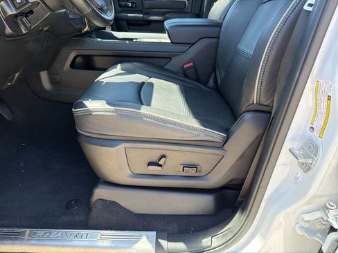 Used 2024 RAM 3500 Limited w/ Night Edition AWD/4WD image 5