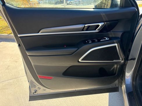 Used 2021 Kia Telluride S image 14