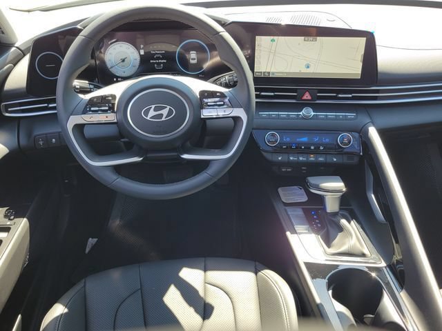New 2026 Hyundai Elantra Limited FWD image 6
