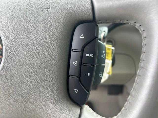 Used 2008 Buick LaCrosse CXL w/ Driver Confidence Package FWD image 11