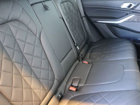 Used 2025 BMW X5 xDrive40i image 33