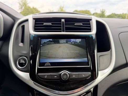 Used 2018 Chevrolet Sonic Premier w/ Driver Confidence Package FWD image 13