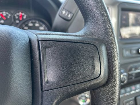 Used 2025 Chevrolet Silverado 1500 W/T RWD image 17