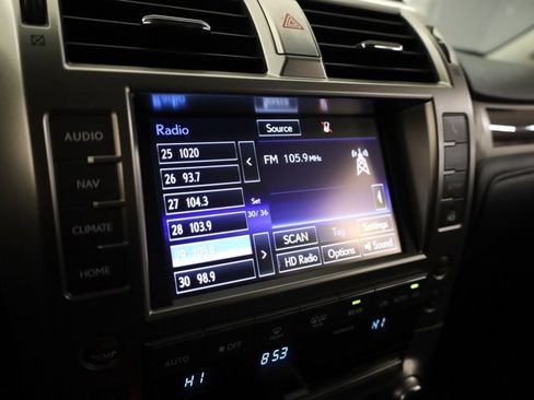 Used 2019 Lexus GX 460 Luxury w/ Sport Design Package image 16