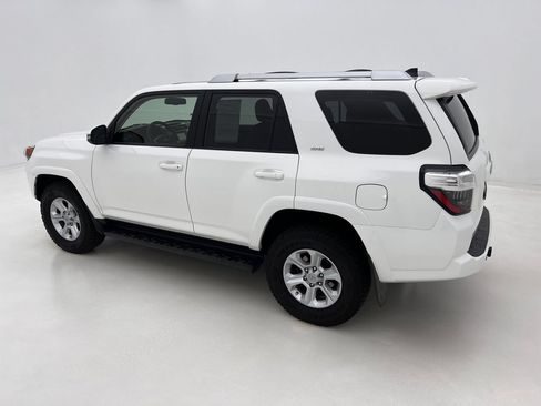 Used 2018 Toyota 4Runner SR5 Premium AWD/4WD image 10