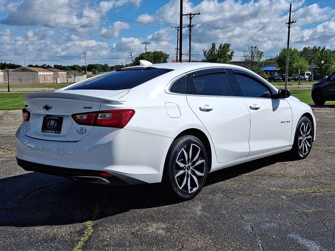 Used 2024 Chevrolet Malibu RS FWD image 24