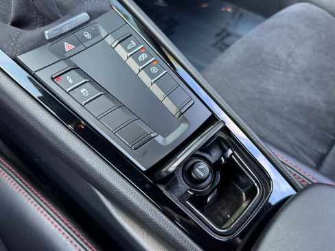 Used 2019 Porsche 911 Carrera image 43