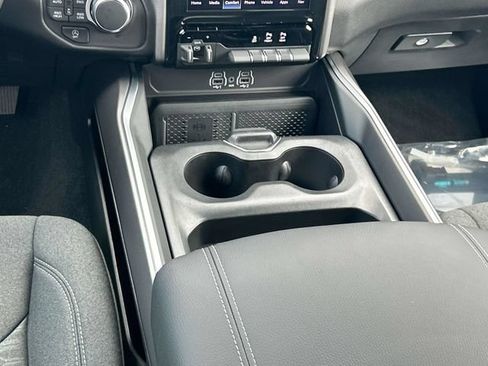 New 2027 RAM 1500 4x4 Crew Cab image 16