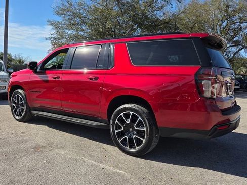 Used 2023 Chevrolet Suburban RST image 5