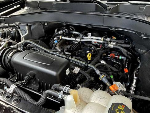 Used 2023 Ford Explorer XLT w/ Equipment Group 202A image 35