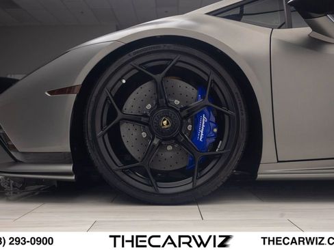 Used 2023 Lamborghini Huracan Tecnica RWD image 7