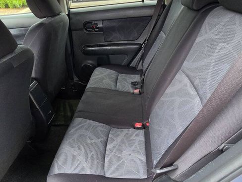 Used 2012 Scion xB FWD image 10