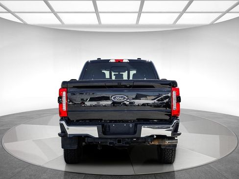 Used 2023 Ford F250 Lariat AWD/4WD image 4
