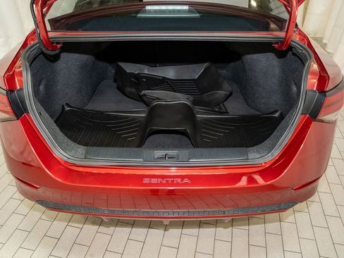 Certified 2021 Nissan Sentra SV image 5