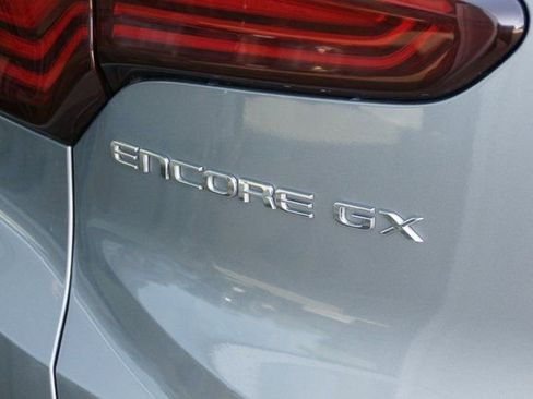 Used 2024 Buick Encore GX Sport Touring image 11