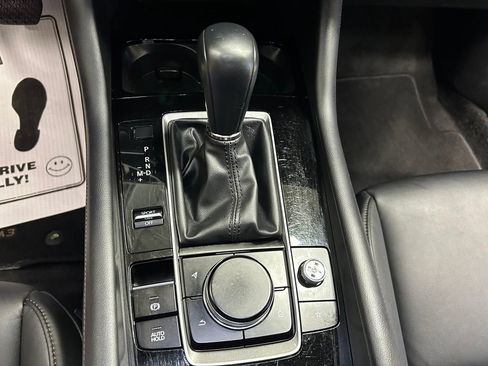 Used 2024 MAZDA MAZDA3 s FWD image 14
