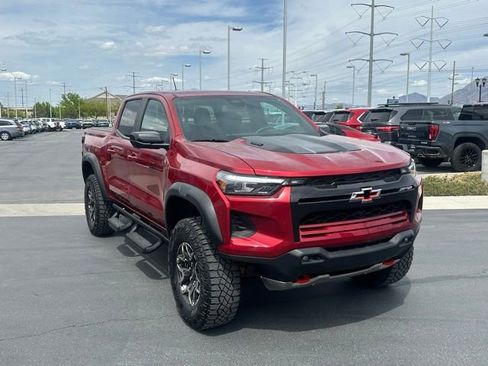 Certified 2025 Chevrolet Colorado ZR2 w/ Technology Package AWD/4WD image 28