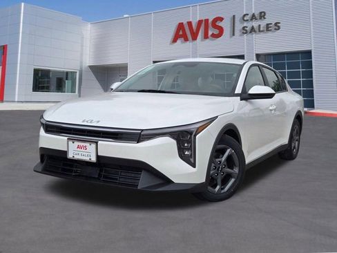 Used 2025 Kia K4 FWD image 1
