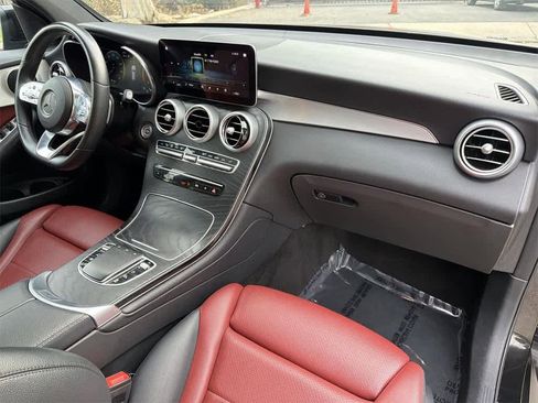 Used 2022 Mercedes-Benz GLC 300 4MATIC image 44
