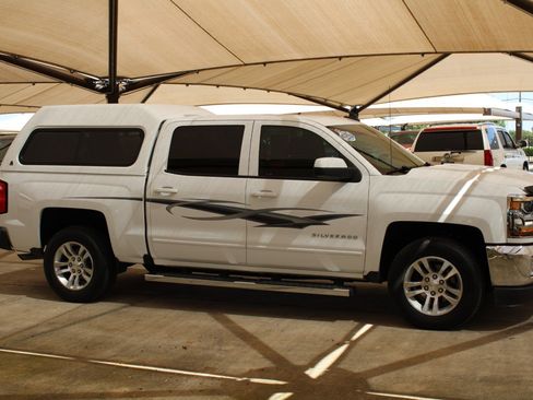 Used 2018 Chevrolet Silverado 1500 LT w/ All Star Edition image 13