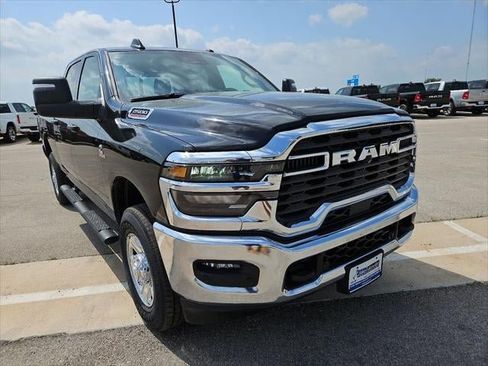 New 2026 RAM 2500 Tradesman AWD/4WD image 41