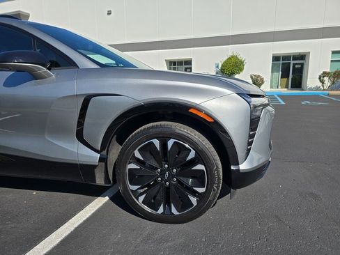 Used 2024 Chevrolet Blazer EV RS image 4