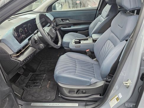 Certified 2024 Nissan Ariya AWD image 17