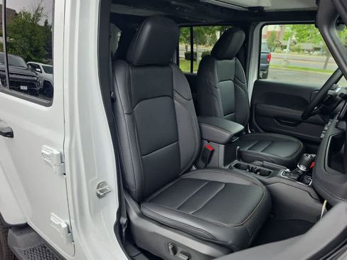 New 2026 Jeep Wrangler Unlimited Sahara AWD/4WD image 24