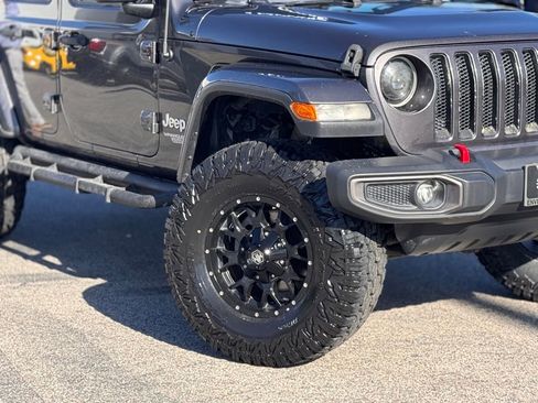 Used 2018 Jeep Wrangler Unlimited Sport image 4