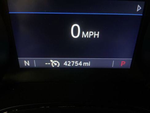 Used 2021 Buick Encore GX Preferred w/ Cold Weather Comfort Package FWD image 6