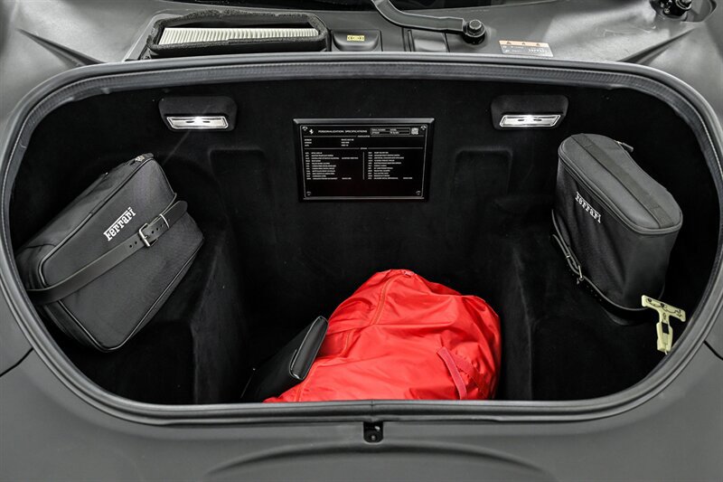 Used 2022 Ferrari F8 Tributo RWD image 27