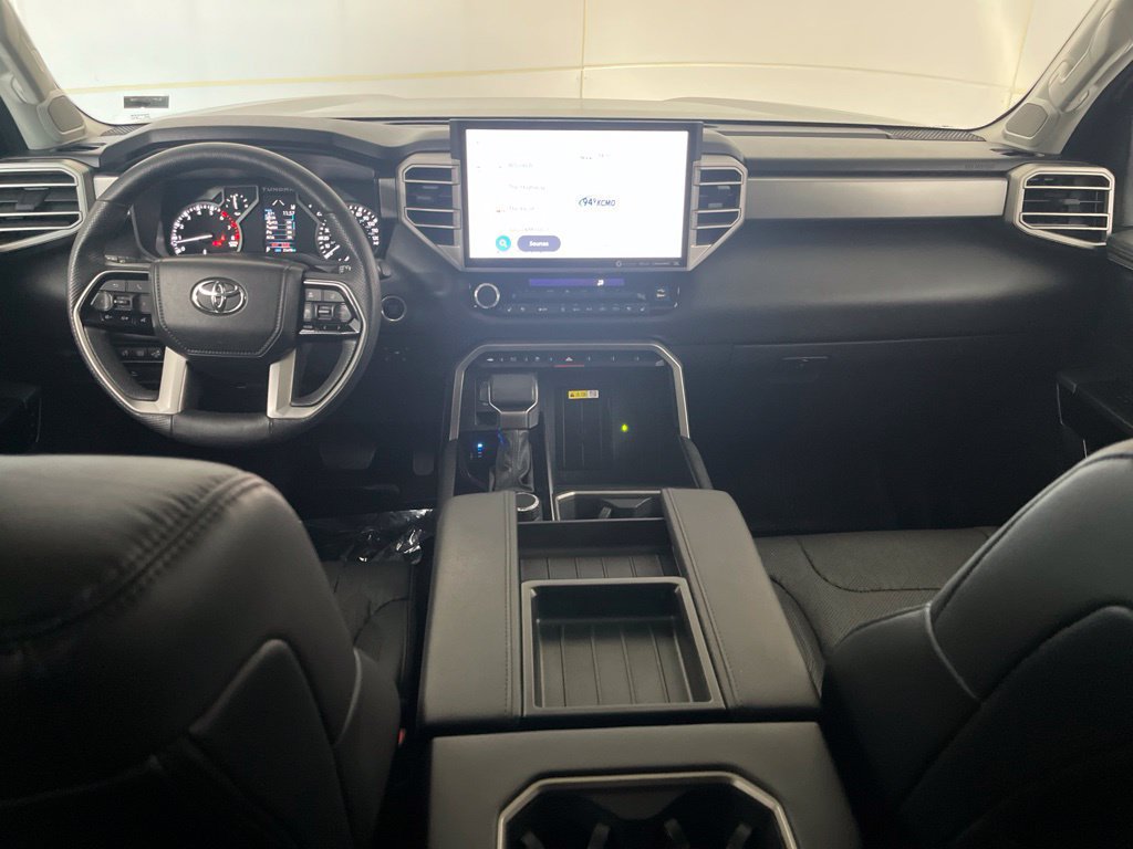 Used 2023 Toyota Tundra Limited AWD/4WD image 30