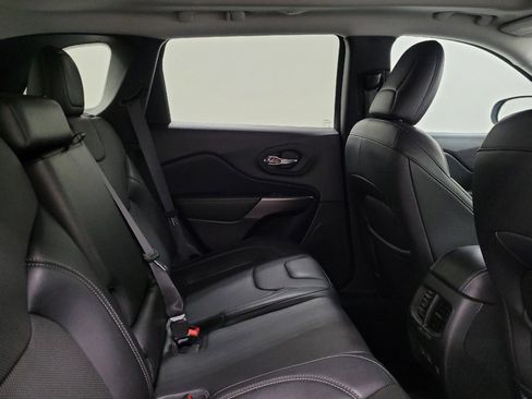 Used 2021 Jeep Cherokee Limited AWD/4WD image 19