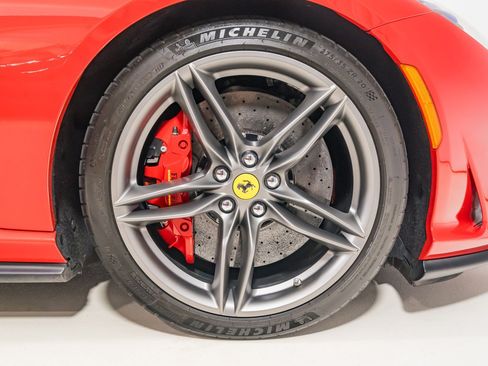 Used 2021 Ferrari 812 GTS RWD image 24