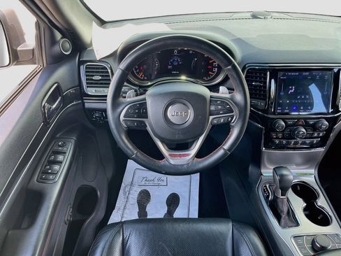 Used 2019 Jeep Grand Cherokee Trailhawk w/ Trailhawk Luxury Group AWD/4WD image 23