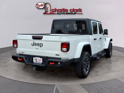 Used 2023 Jeep Gladiator Overland AWD/4WD image 5