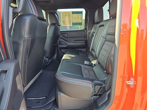 Used 2025 Nissan Frontier Pro-X w/ Pro Premium Package RWD image 14